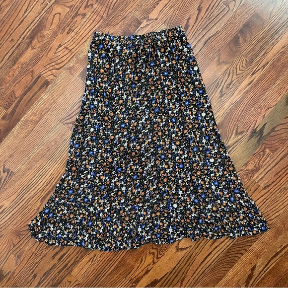 Olivia Grey High-Low Floral Midi Skirt - Size M - Picture 2 of 8